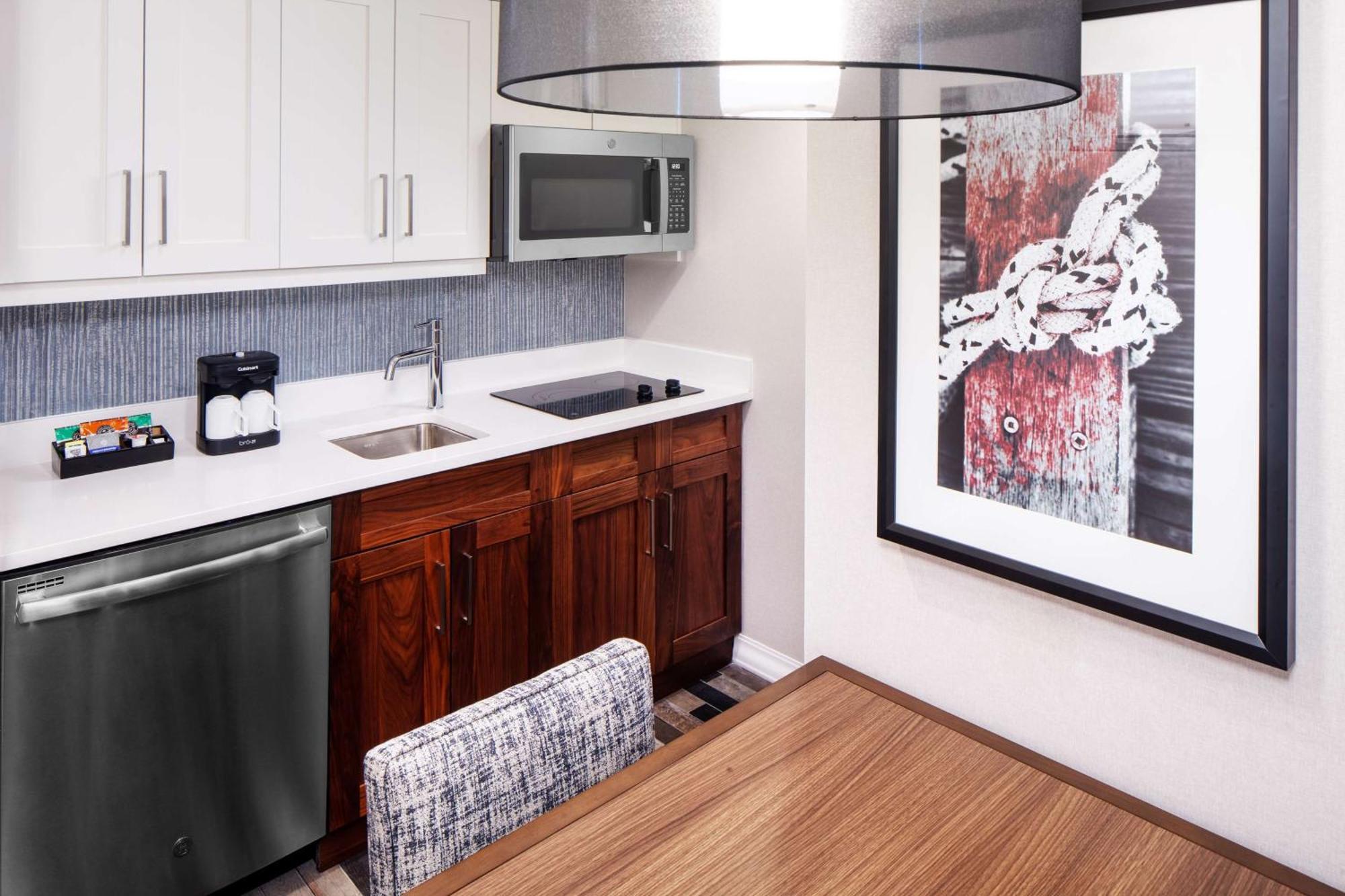 Homewood Suites By Hilton Boston Seaport District Экстерьер фото