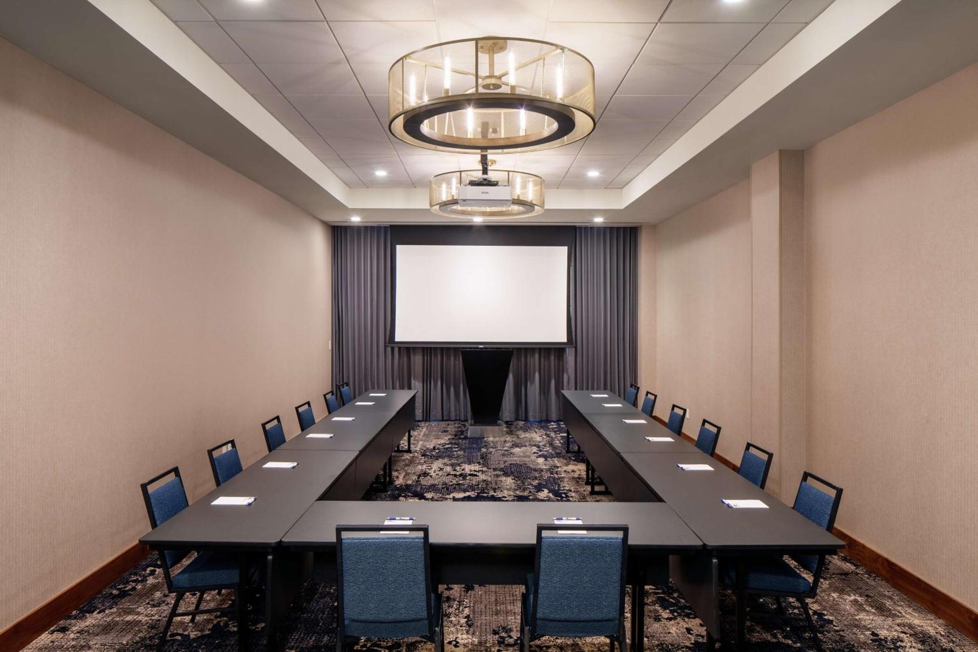 Homewood Suites By Hilton Boston Seaport District Экстерьер фото