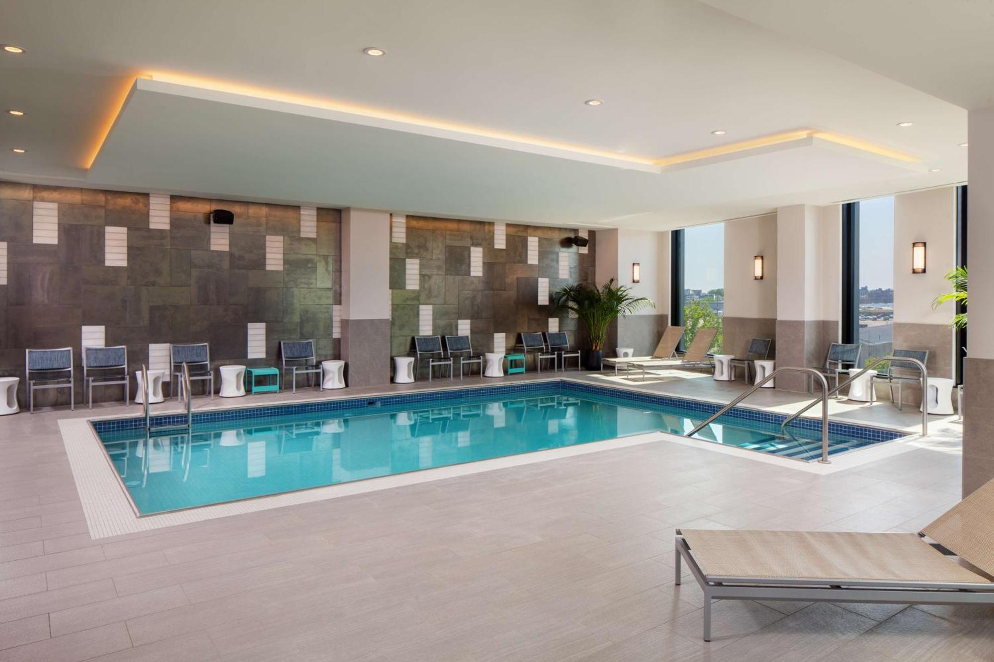 Homewood Suites By Hilton Boston Seaport District Экстерьер фото